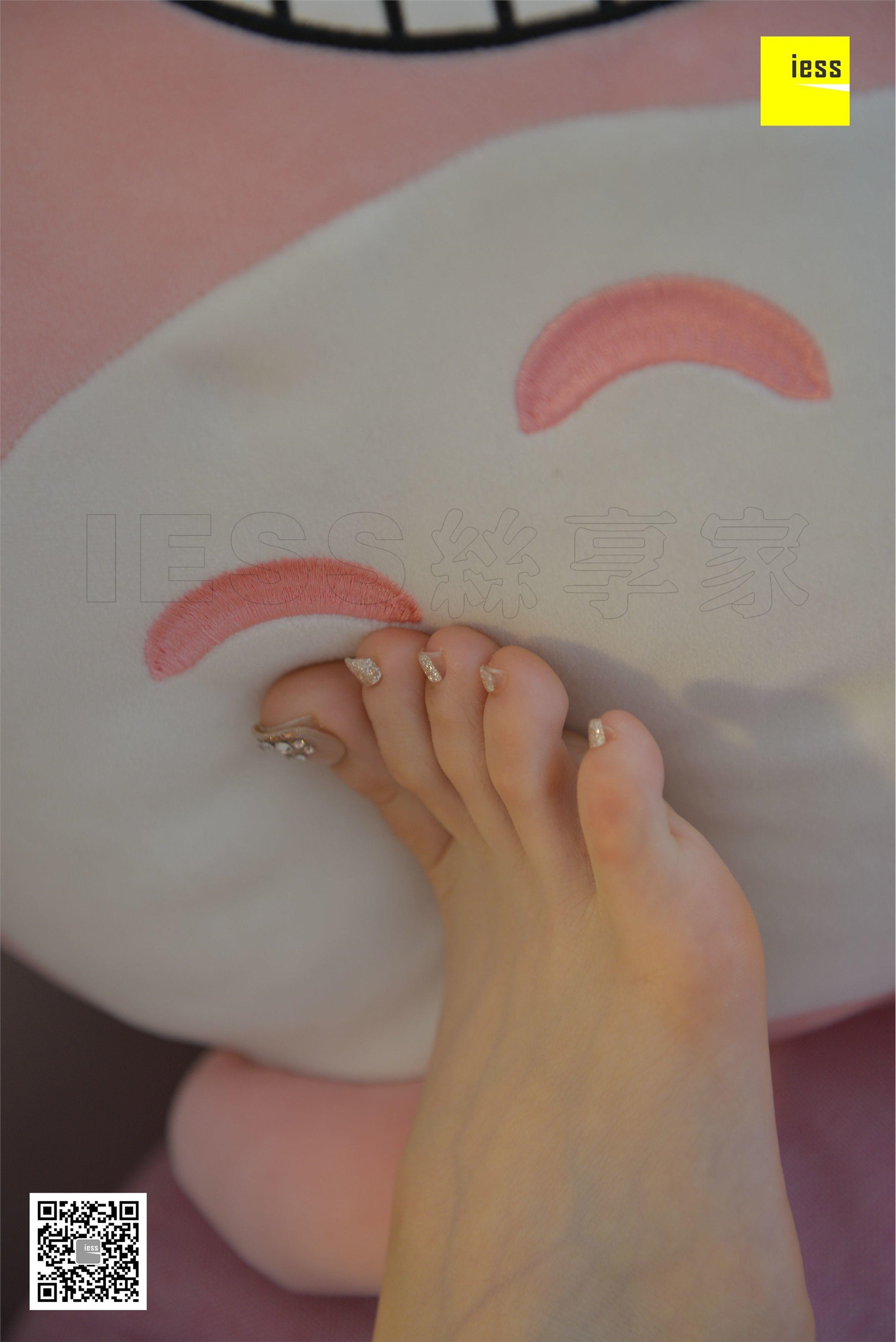 IESS异思趣向 2018.05.09《魔鬼周三》特刊18期：《粉红仲夏梦》佳佳